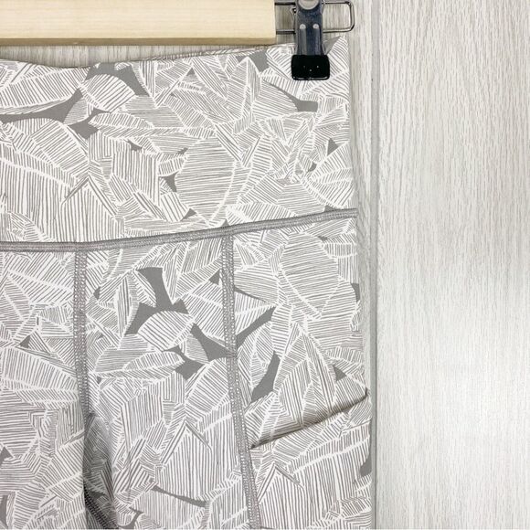 Athleta | Silver Grey Palm All In 7/8 Leggings Size XSmall - Picture 3 of 10